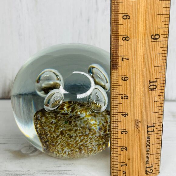 Beautifully Crafted Glass Paperweight Large Controlled Bubbles Made in Poland - Picture 9 of 10